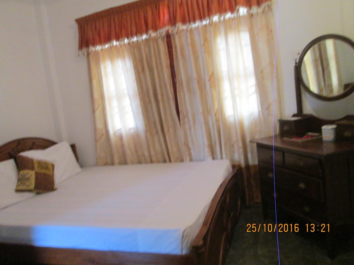 Hotel Blue Whale Jaffna Eksteriør billede