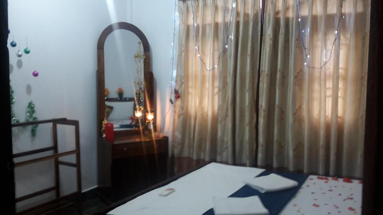 Hotel Blue Whale Jaffna Eksteriør billede