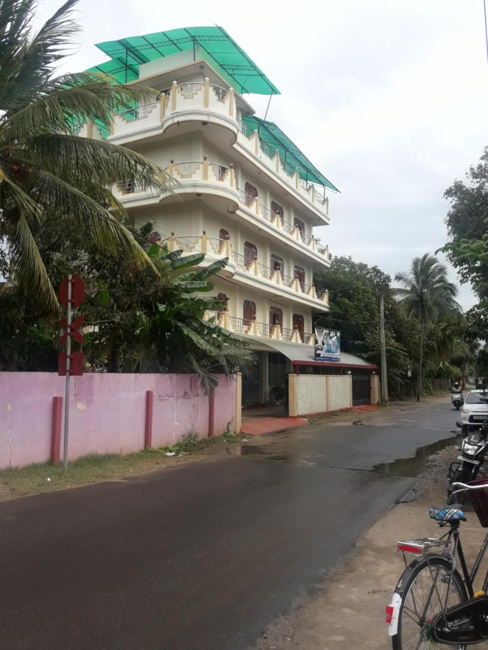 Hotel Blue Whale Jaffna Eksteriør billede
