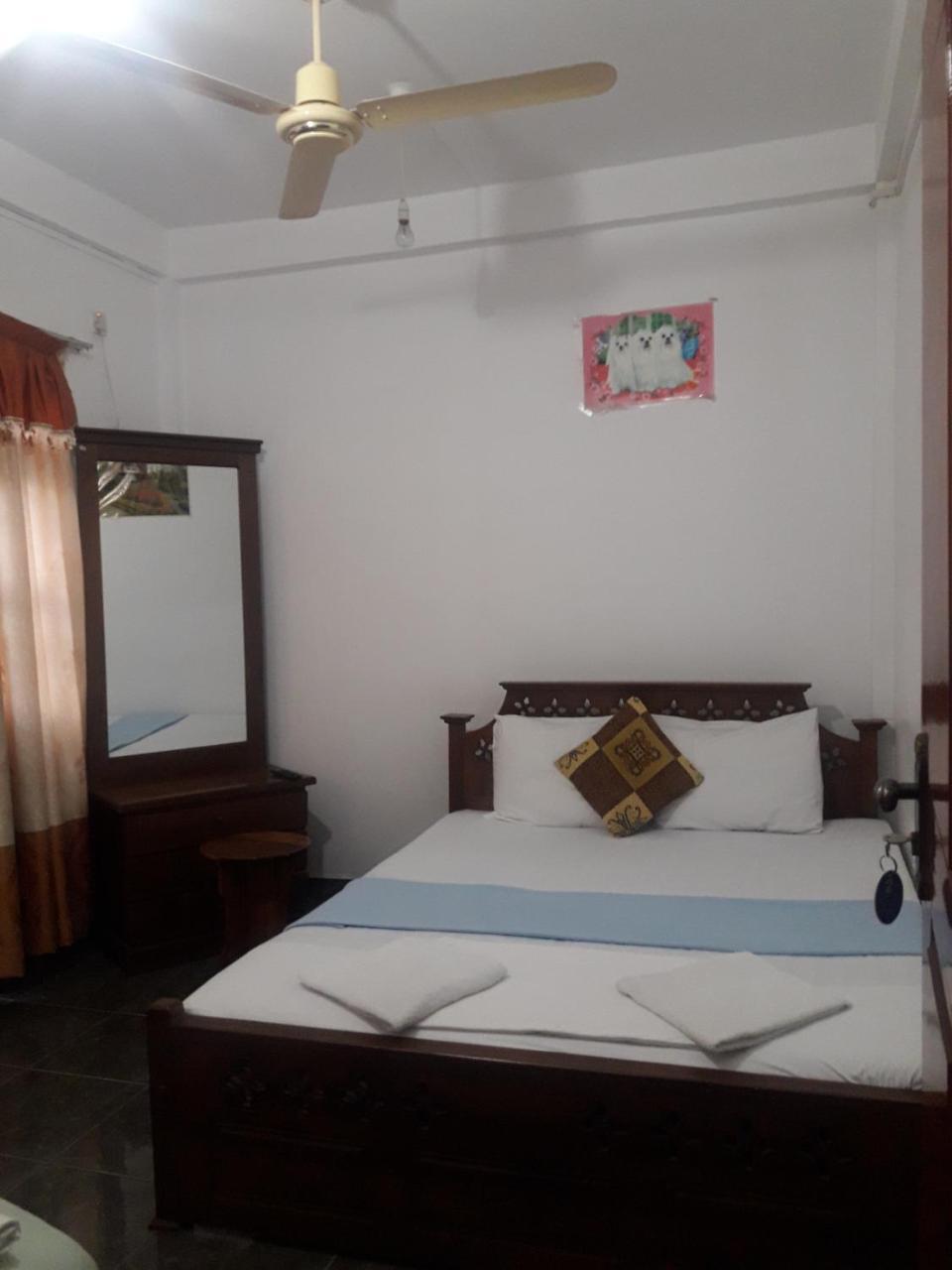 Hotel Blue Whale Jaffna Eksteriør billede