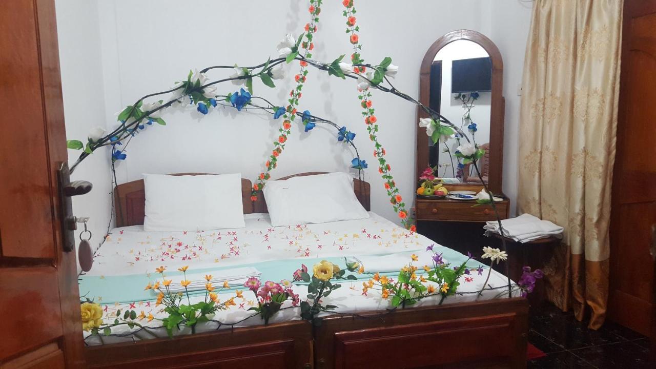 Hotel Blue Whale Jaffna Eksteriør billede